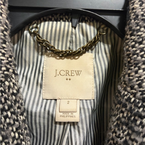 J.Crew Women's Lightweight Tweed Topcoat in grey and white. Size 2 - Picture 3 of 3